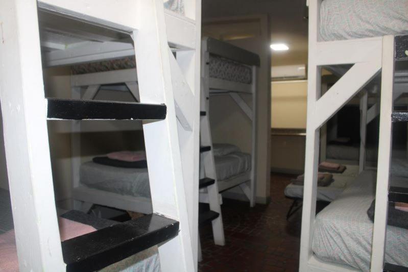 Hoosville Hostel Флорида-Сити Экстерьер фото